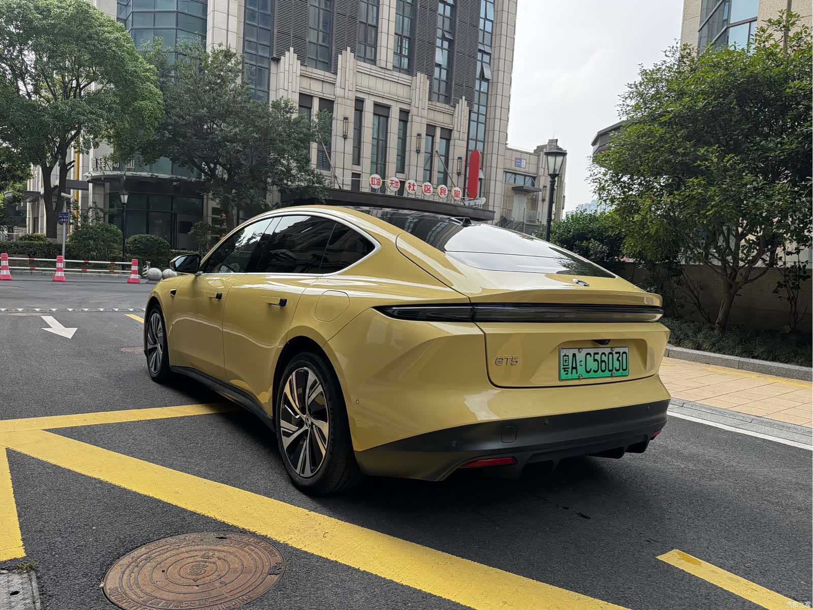 NIO ET5, 2023 11