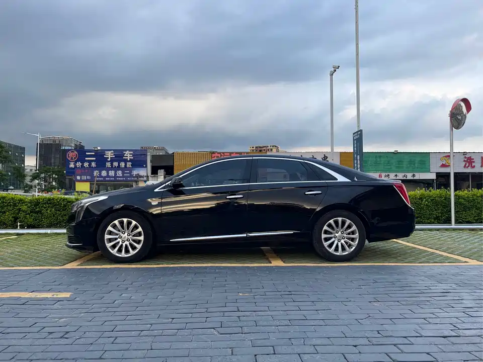 Cadillac XTS