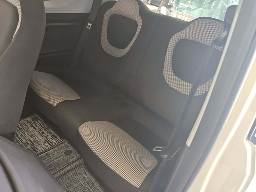 Wuling MINIEV, 2025 17