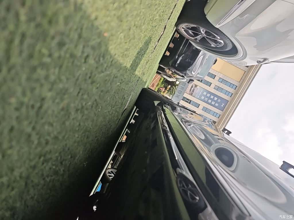 Luxeed R7, 2025 21