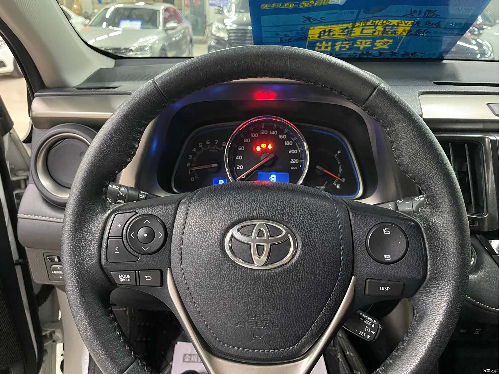 Toyota RAV4, 2016 14