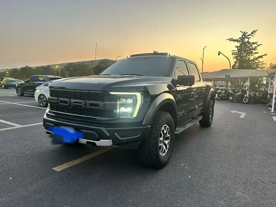 Ford F-150 Raptor