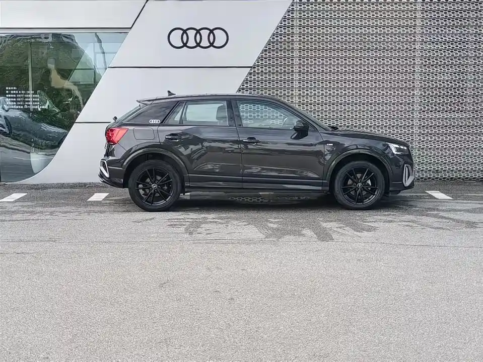 Audi Q2L Audi Q2L