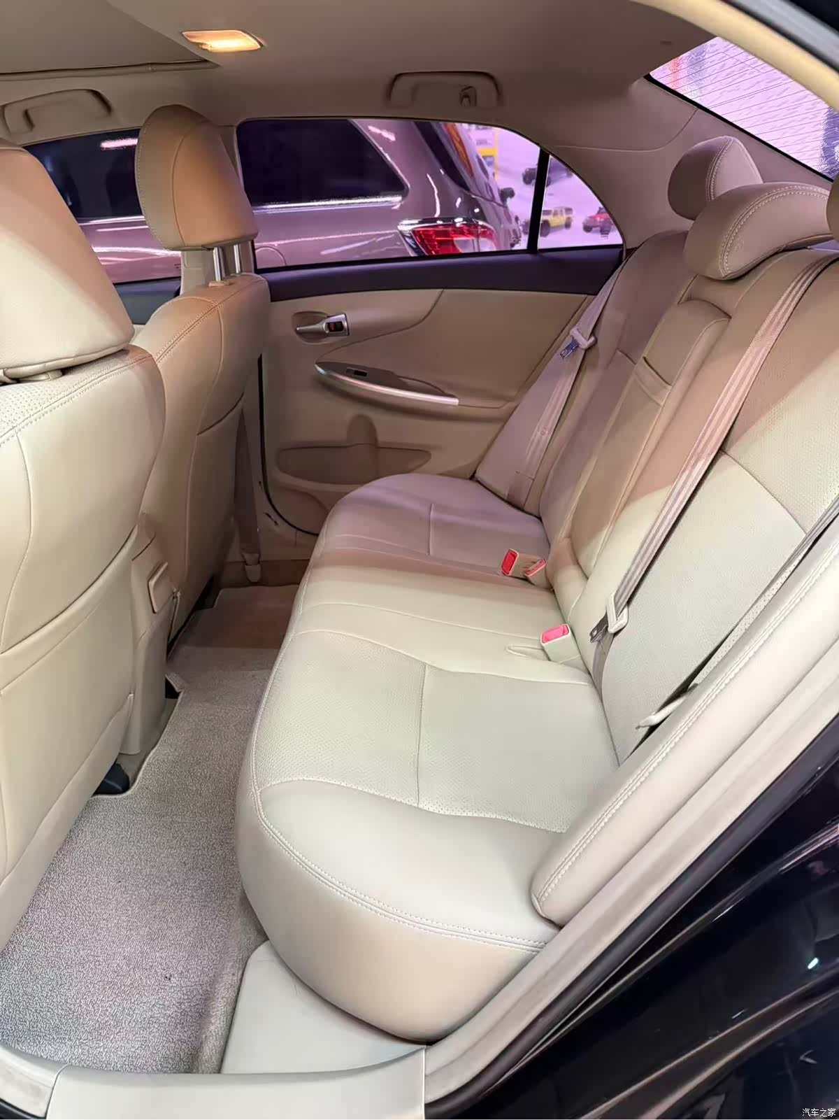 Toyota Corolla, 2011 все фото