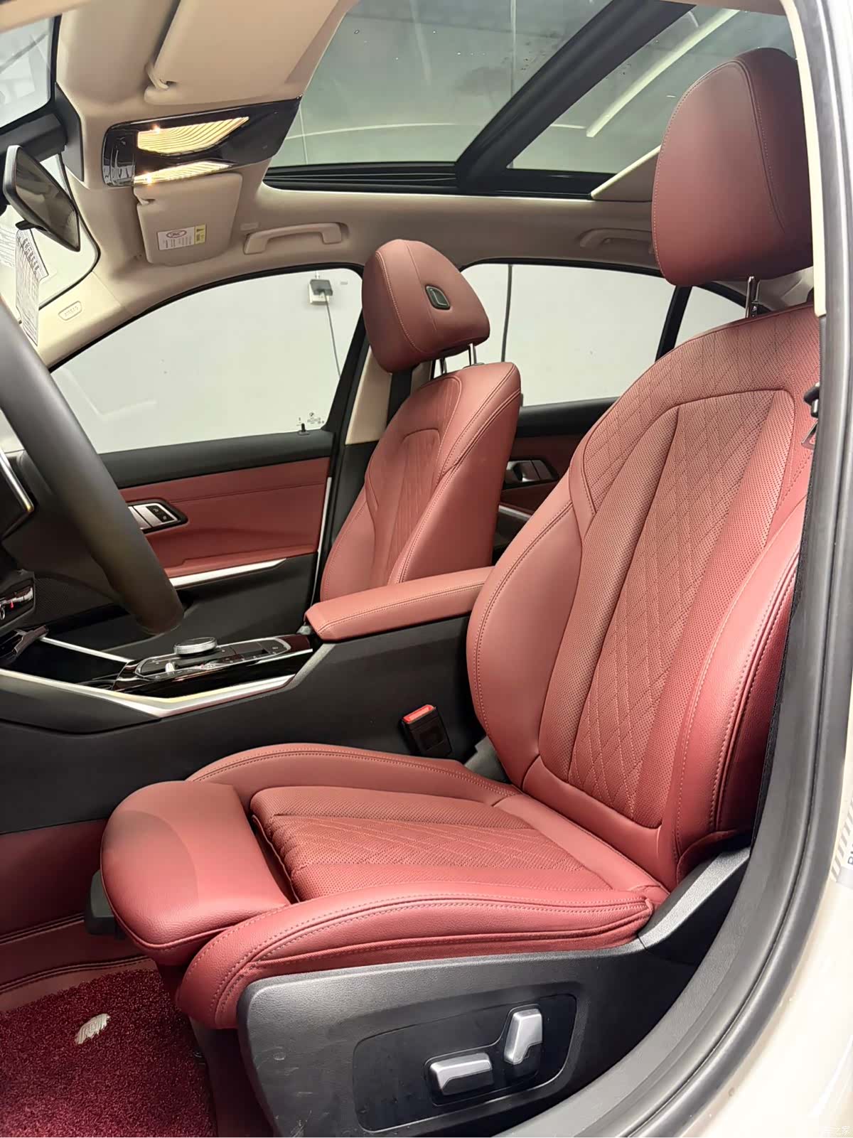 BMW 3 Series, 2023 11