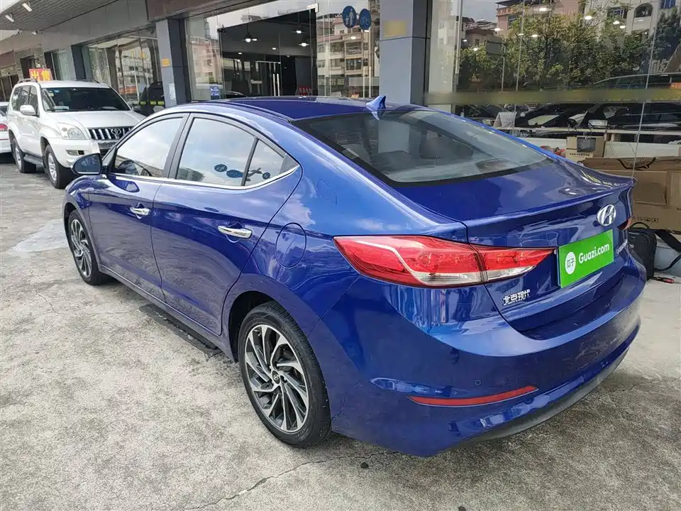 Hyundai Lead