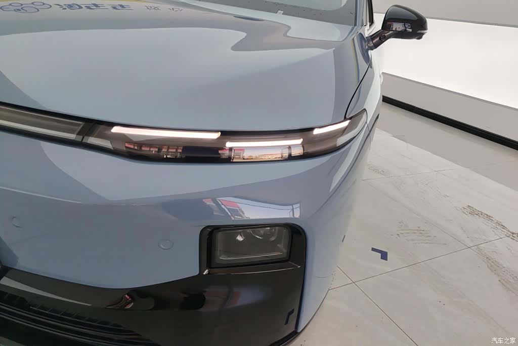 Leapmotor B01, 2025 все фото