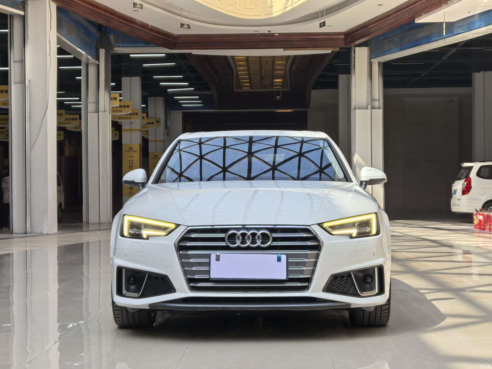 Audi A4L, 2019 2