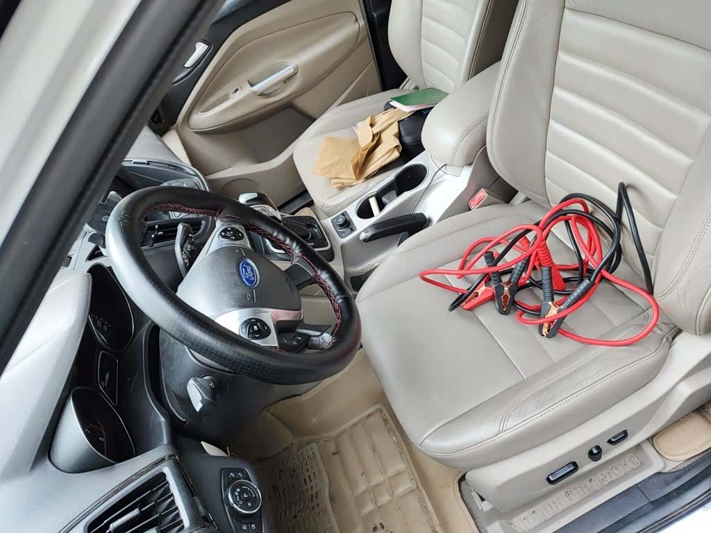 Ford Kuga, 2014 8