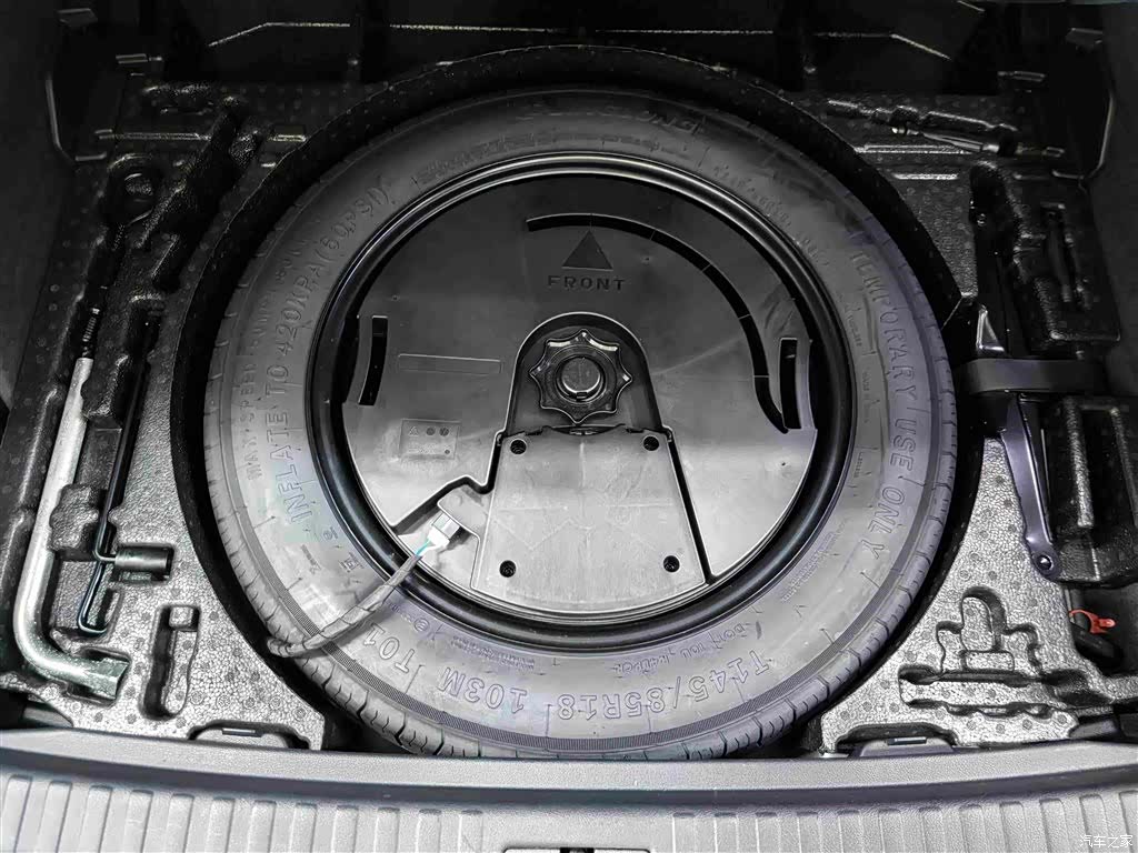Audi Q3, 2023 20