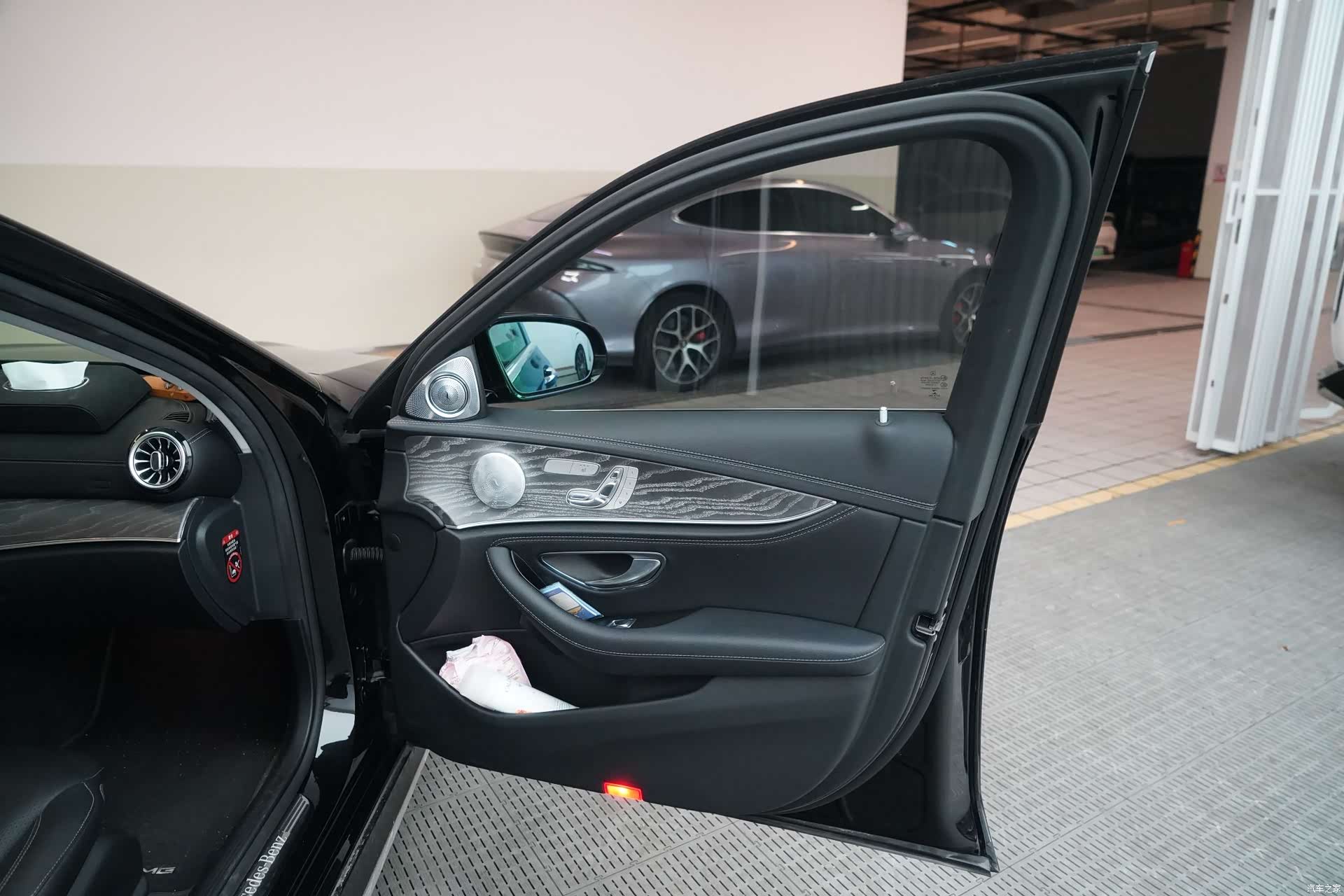 Mercedes-Benz E-Class, 2021 13