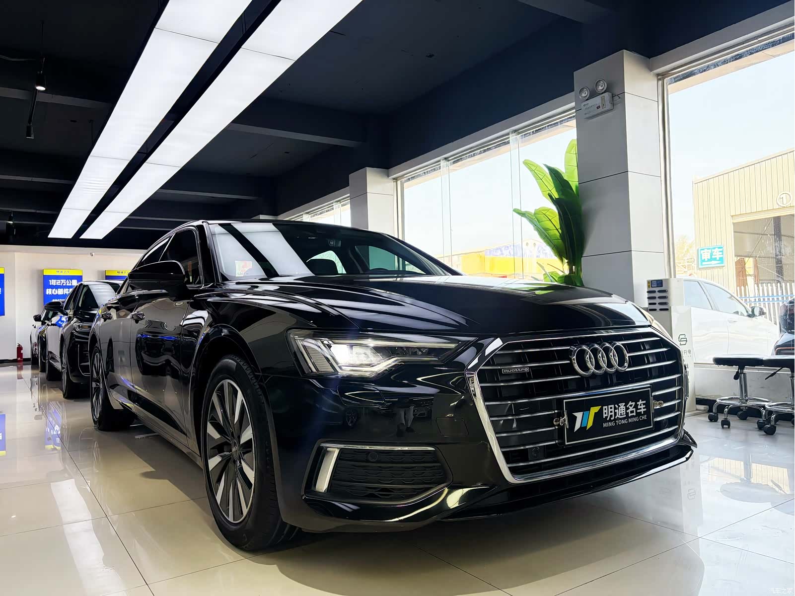 Audi A6L, 2022 3