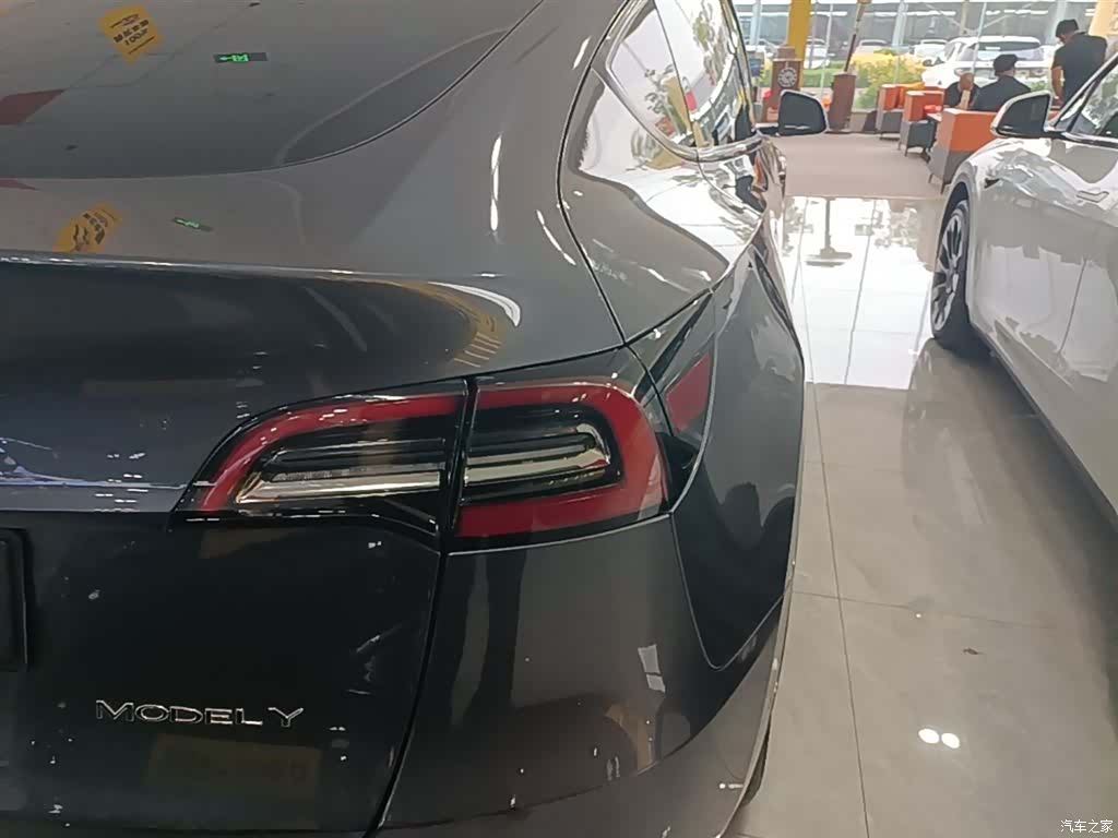 Tesla Model Y, 2021 8