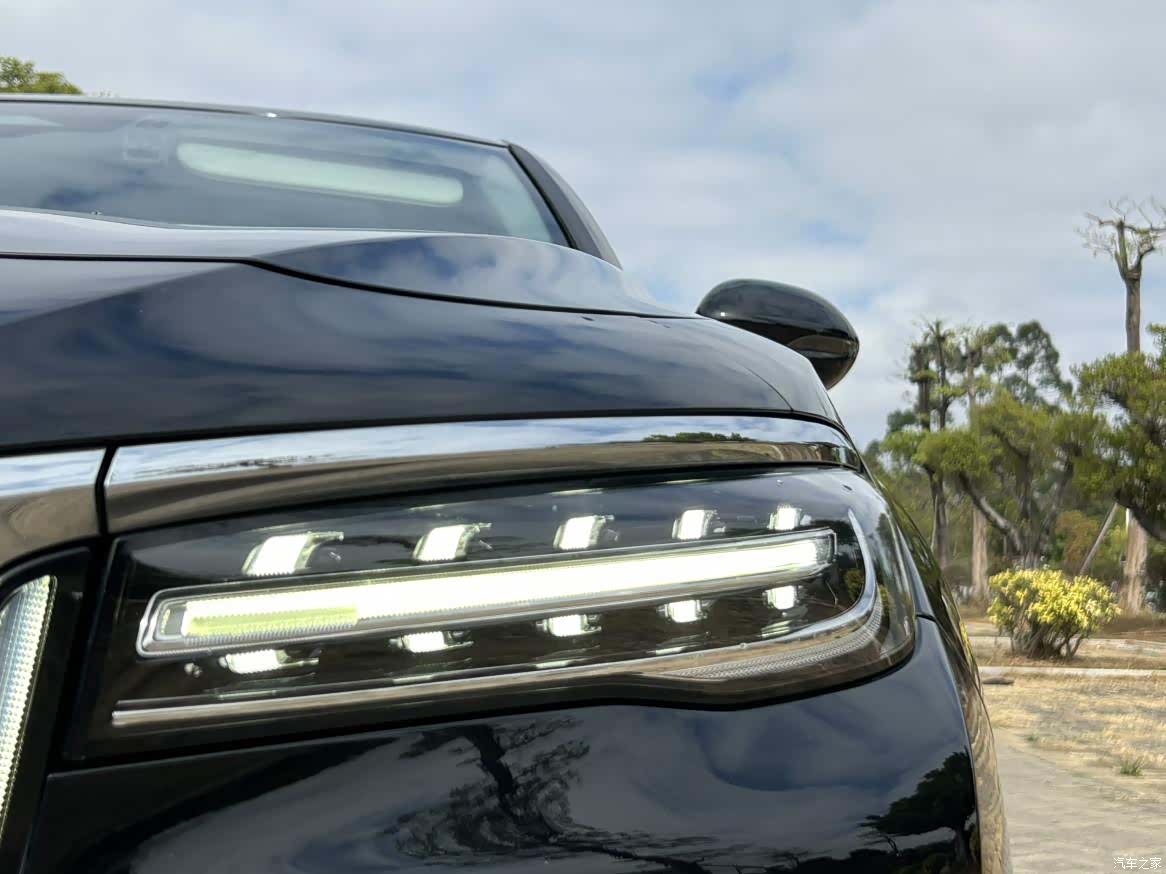 Hongqi H5, 2023 13