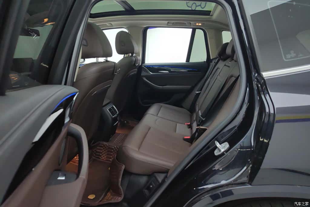 BMW X3, 2024 11