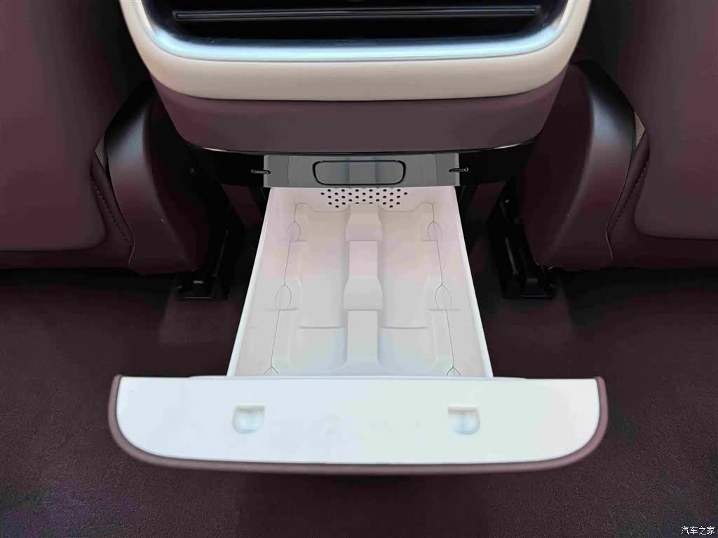 Xiaomi YU7, 2025 25