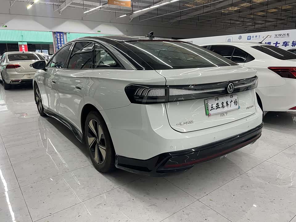 Volkswagen ID.7 VIZZION