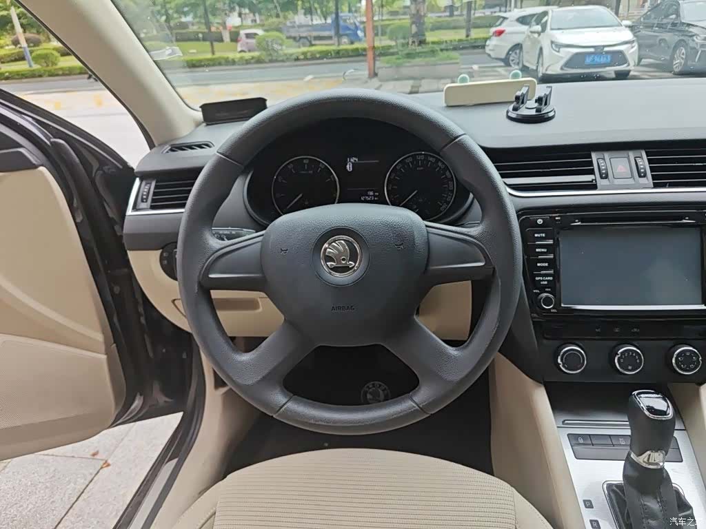 Skoda Octavia, 2014 3
