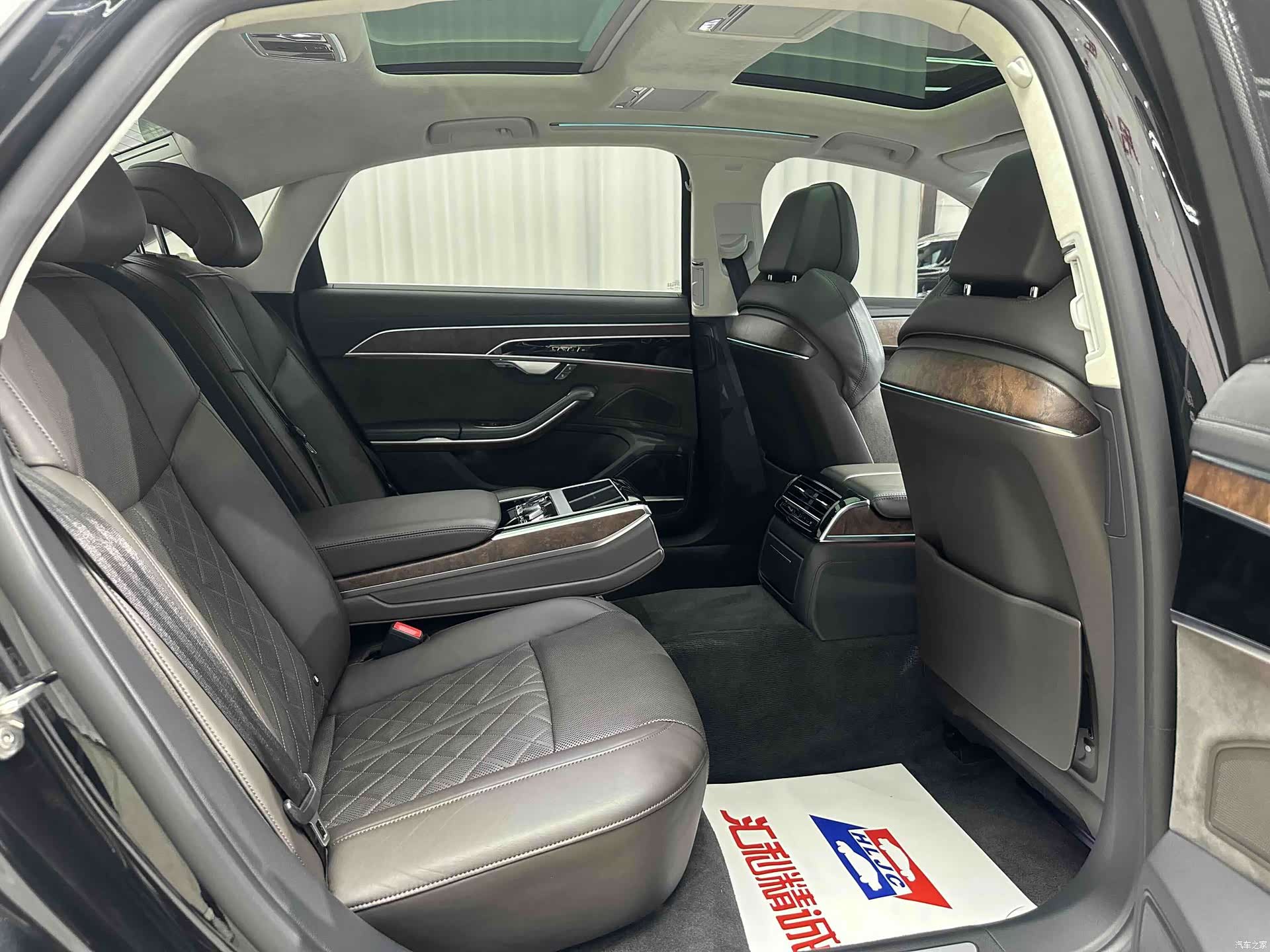 Audi A8L, 2022 18