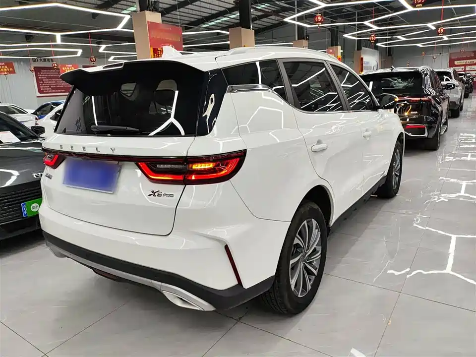 Geely Vision X6