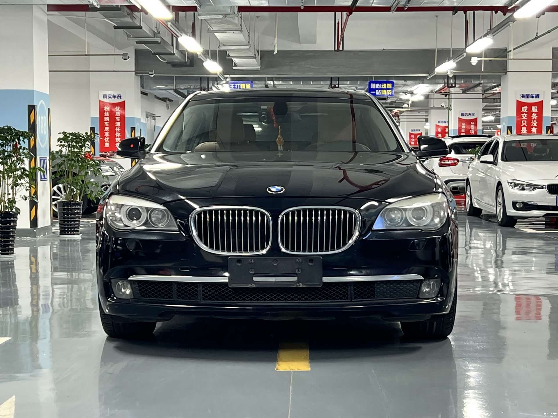 BMW 7 Series, 2011 3