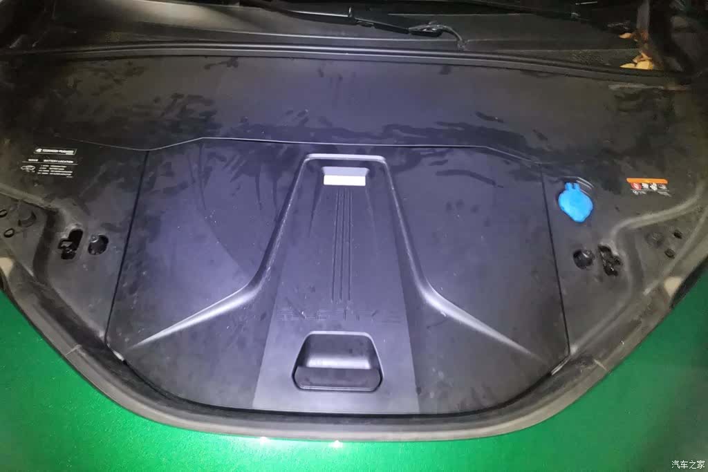 Lotus ELETRE, 2024 10