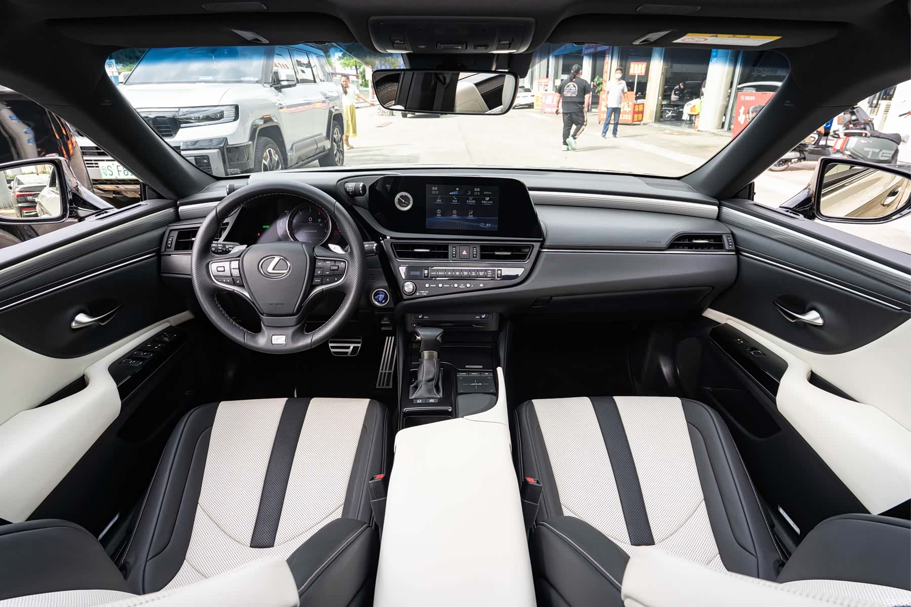 Lexus ES, 2021 12