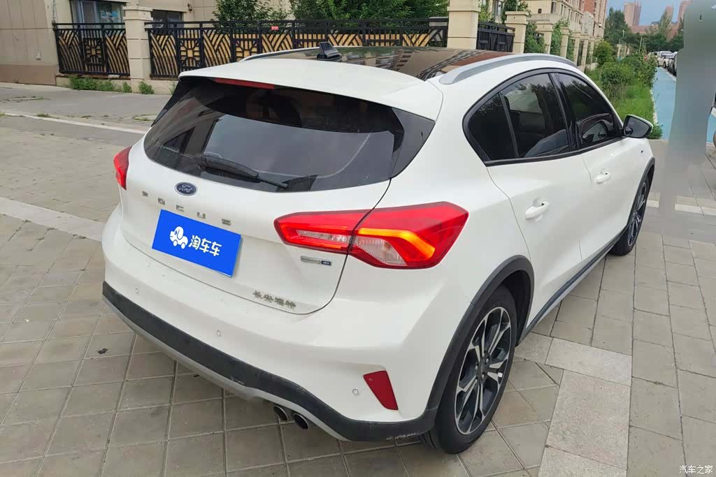 Ford Focus, 2019 3