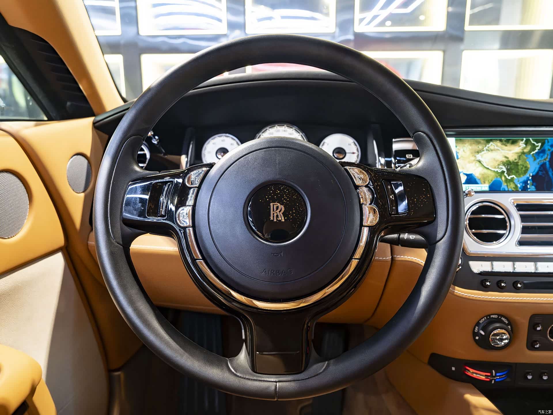 Rolls-Royce Wraith, 2018 16