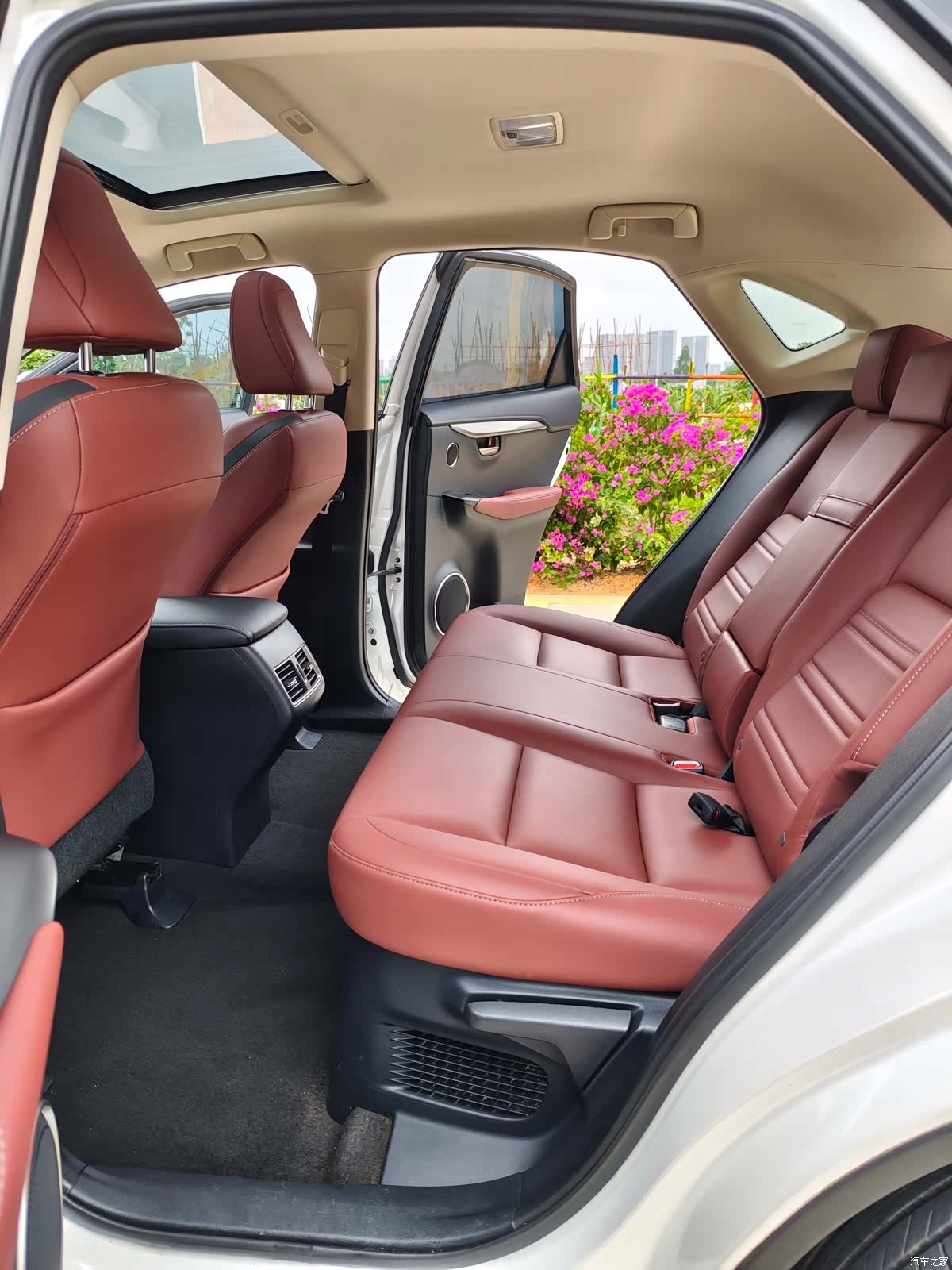 Lexus NX, 2016 8
