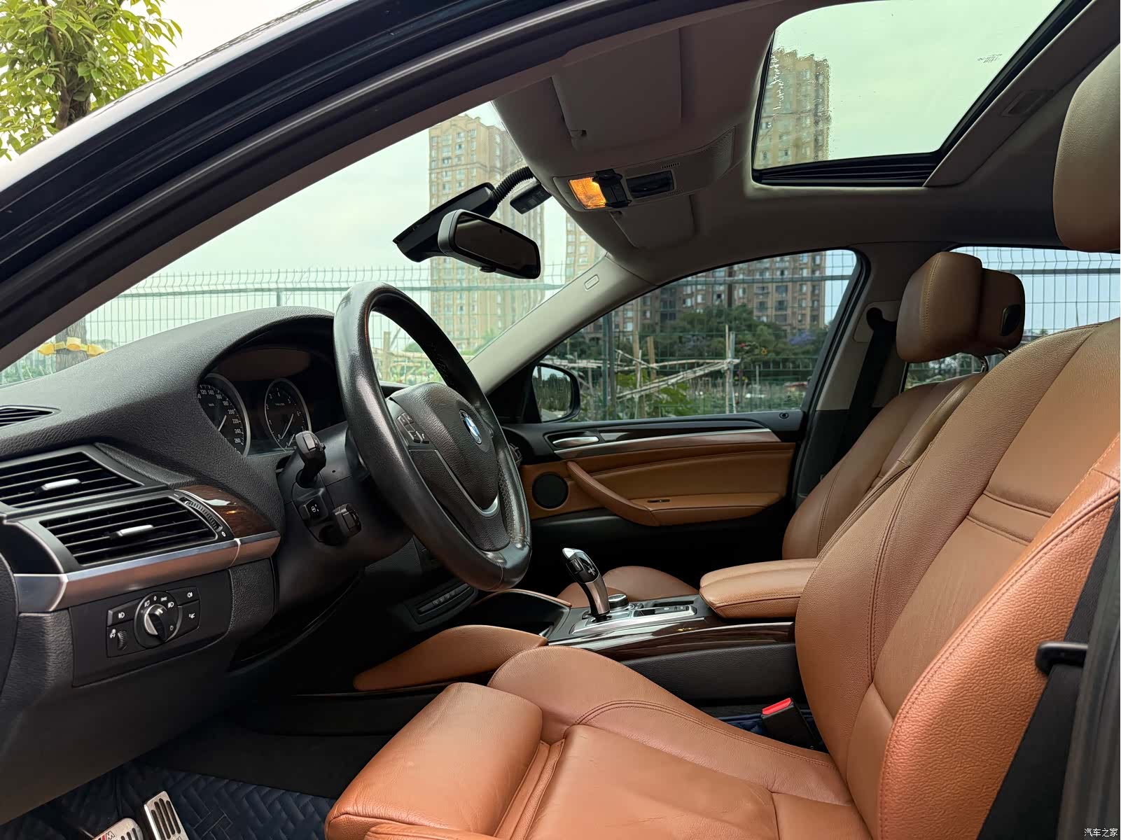 BMW X6, 2014 9