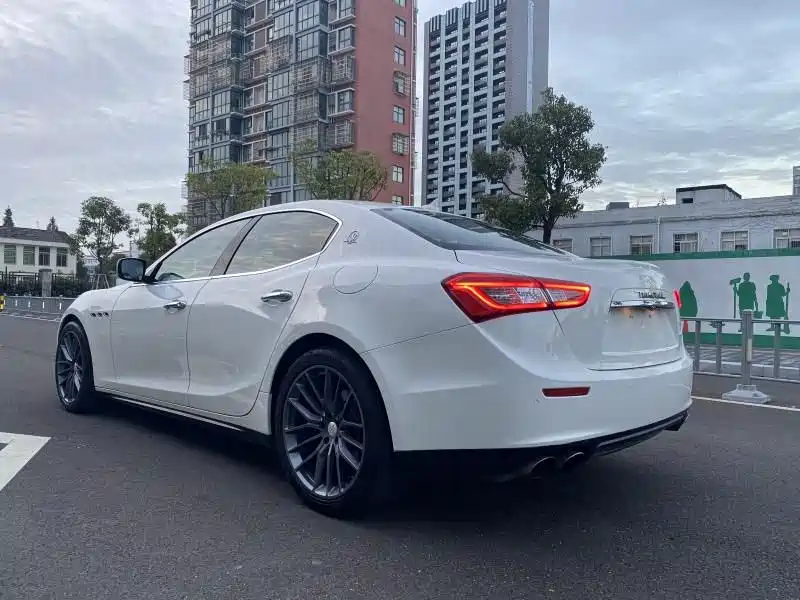 Maserati Ghibli