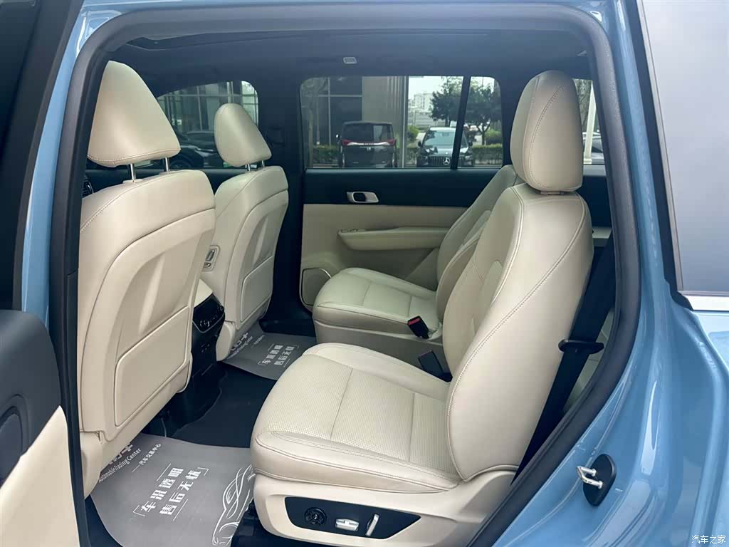 Li Auto ONE, 2023 8