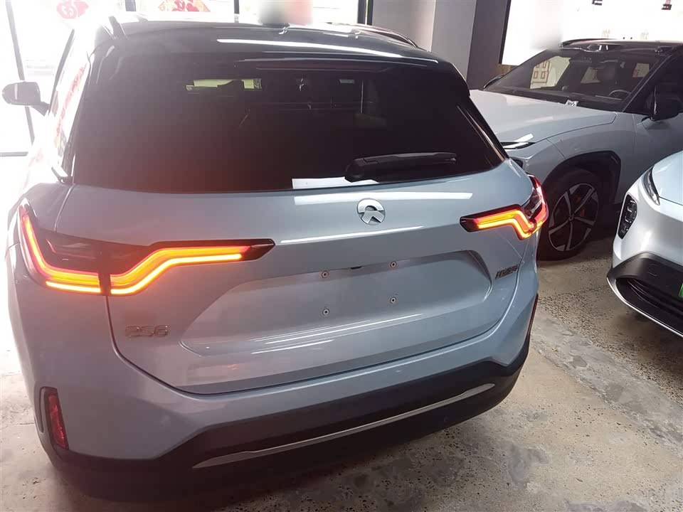NIO ES6