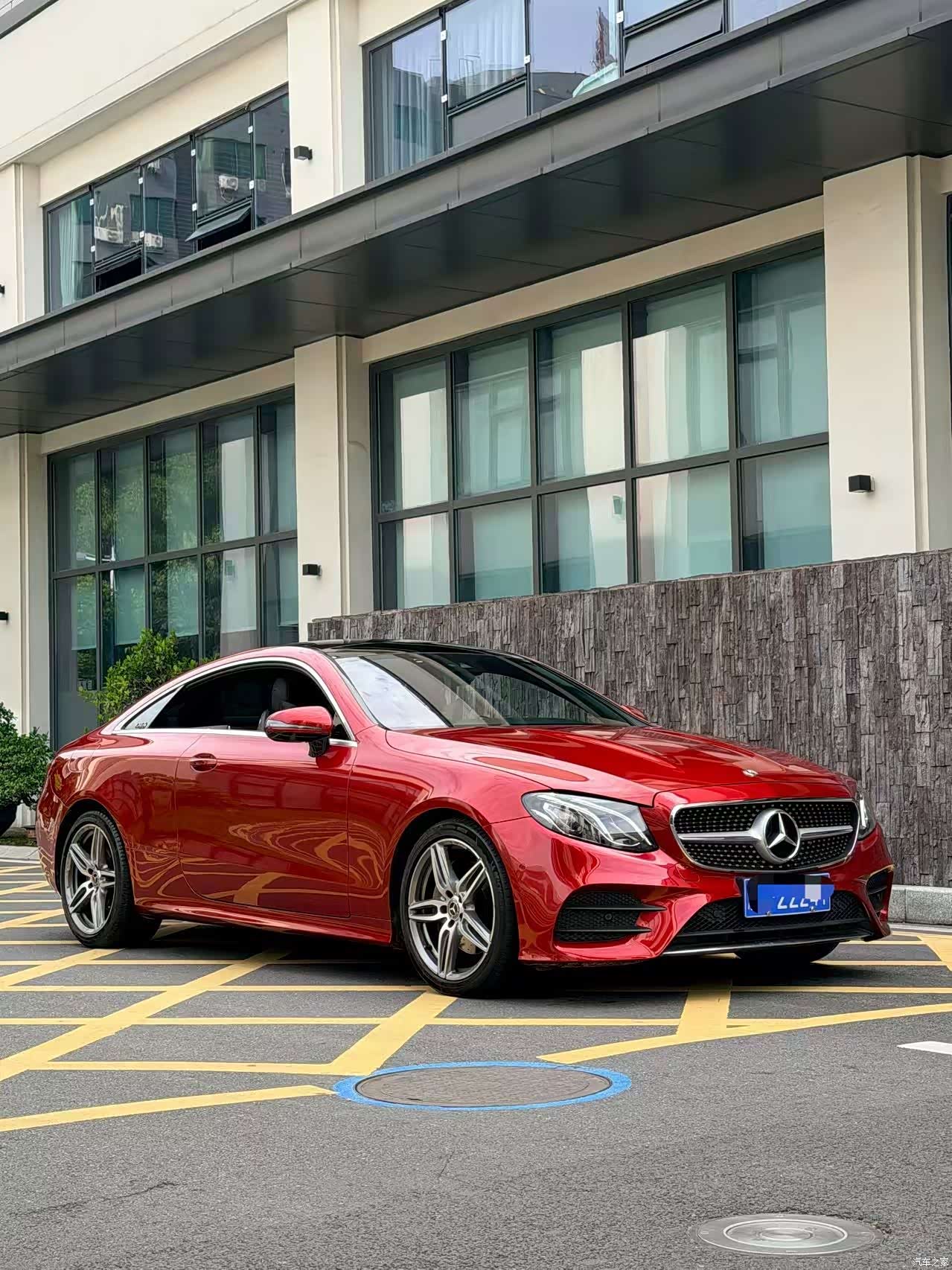 Mercedes-Benz E-Class, 2018 3