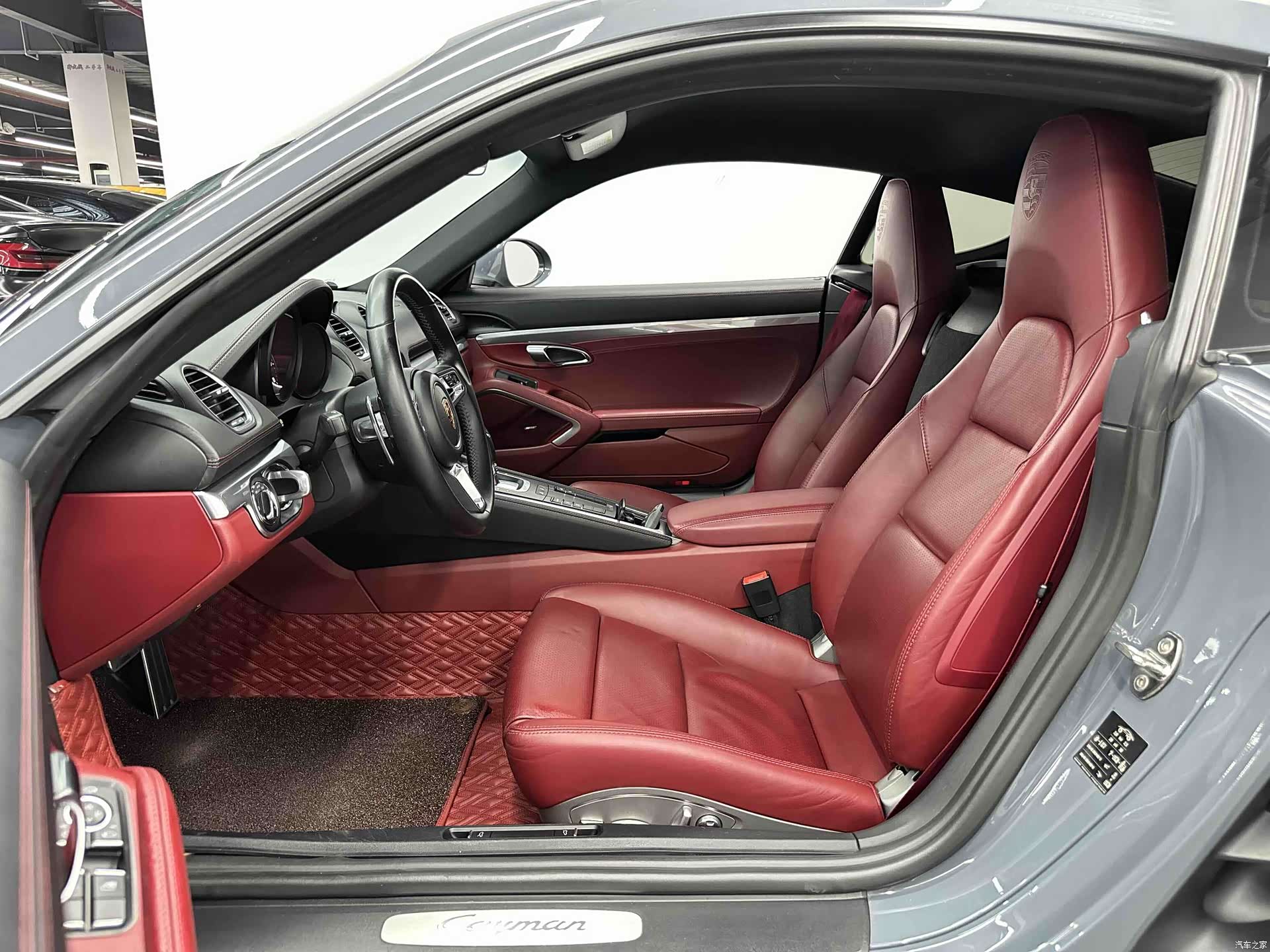 Porsche Cayman, 2017 9