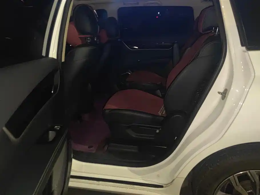 BYD Song MAX