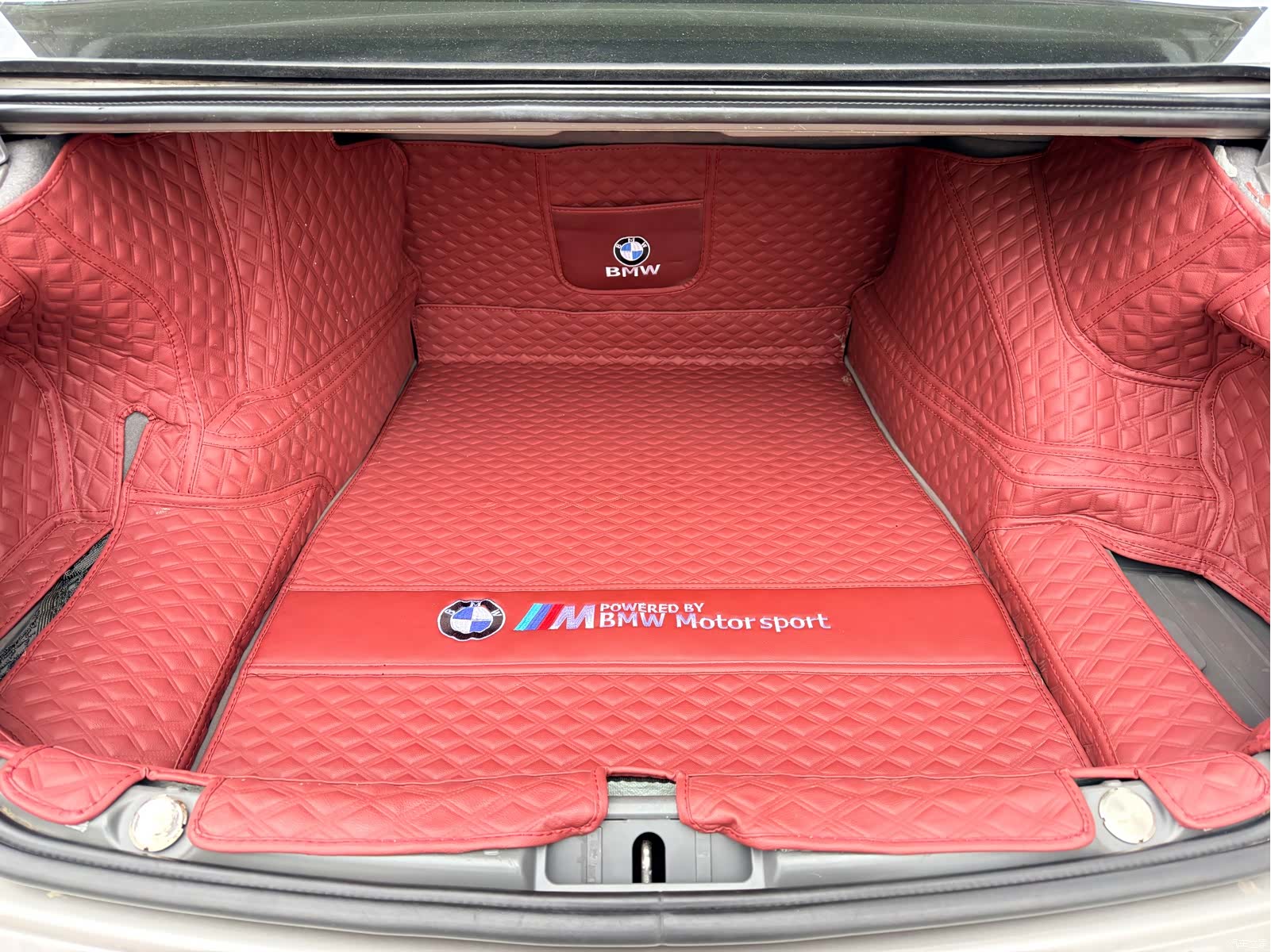 BMW 7 Series, 2012 11