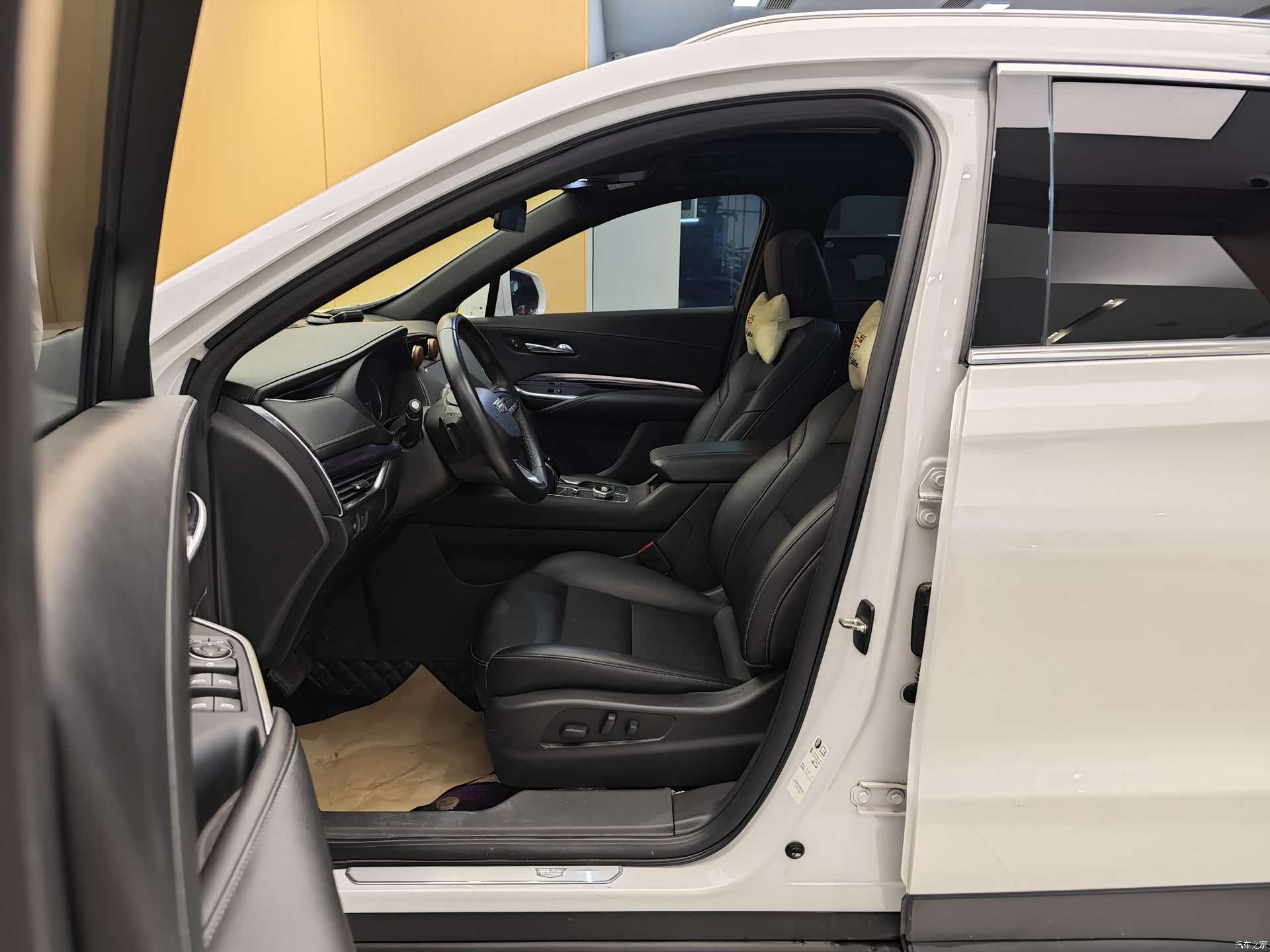 Cadillac XT4, 2021 14