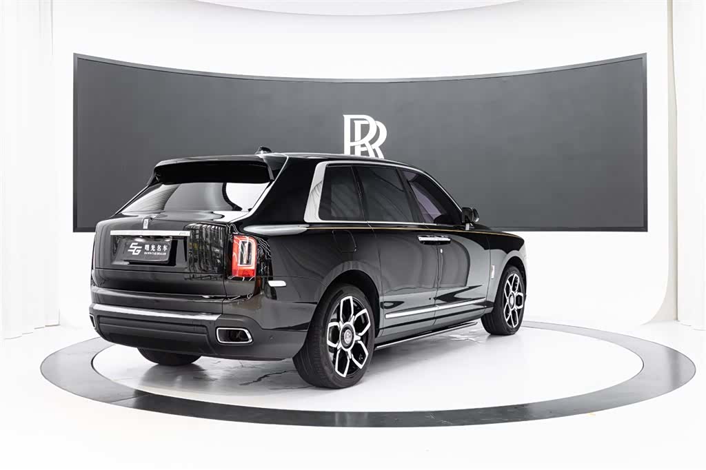 Rolls-Royce Cullinan, 2024 4