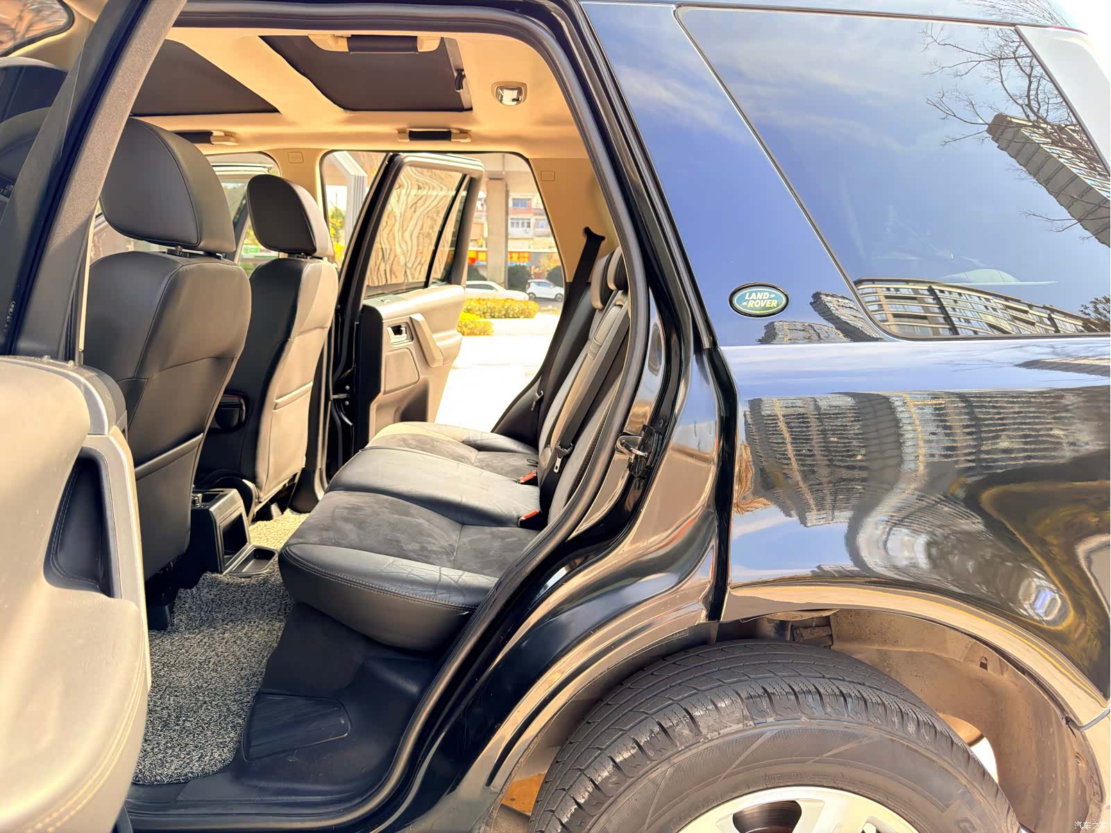 Land Rover i6, 2010 все фото
