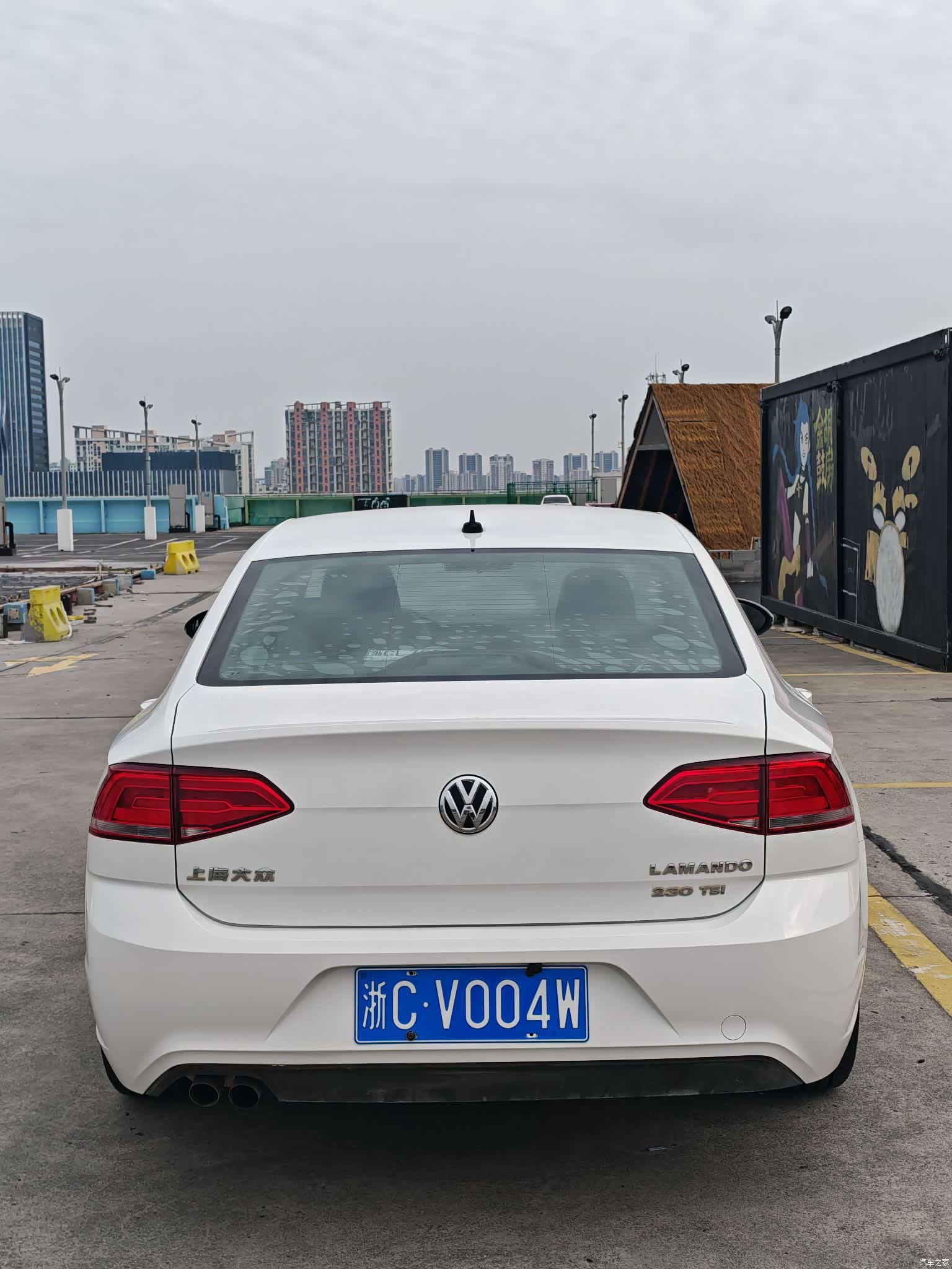 Volkswagen Lamando, 2016 6