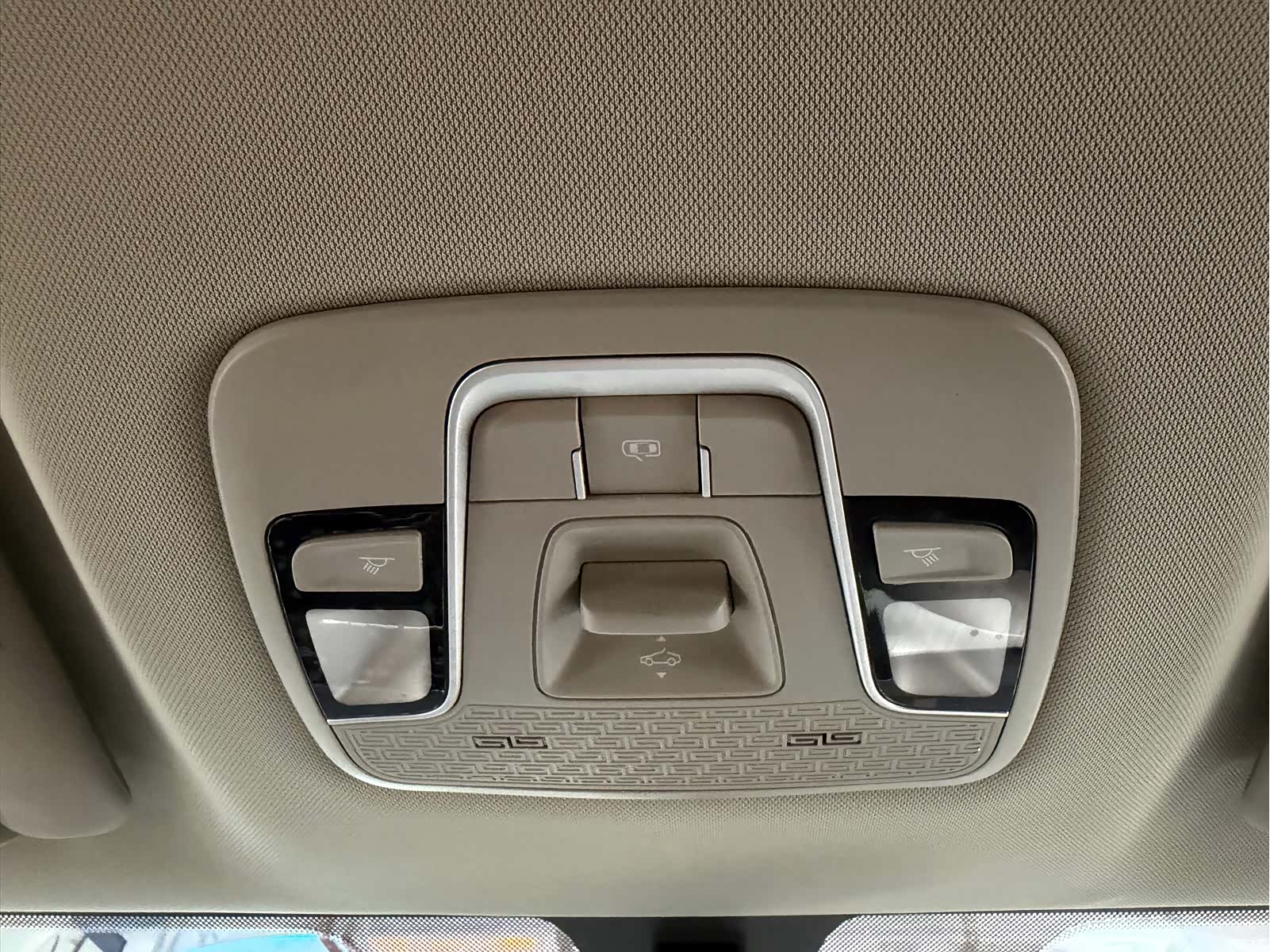 Geely Coolray, 2021 16
