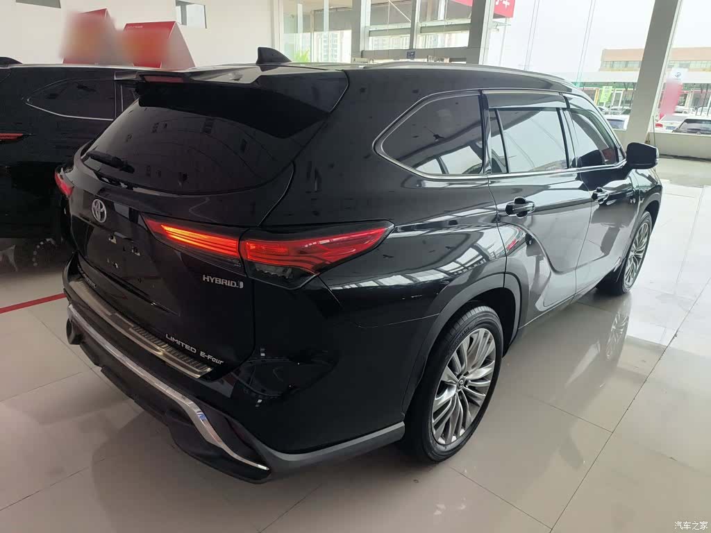 Toyota Highlander, 2021 все фото