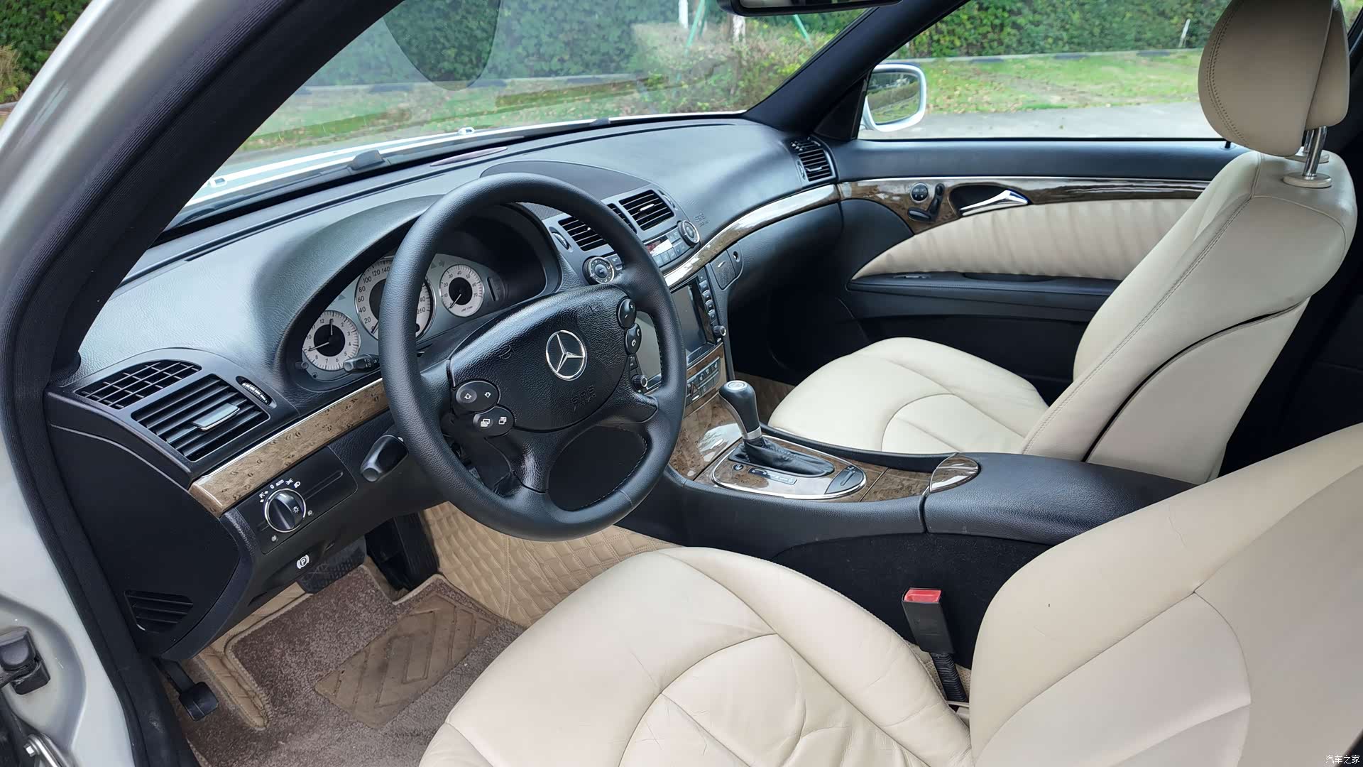 Mercedes-Benz E-Class, 2008 44