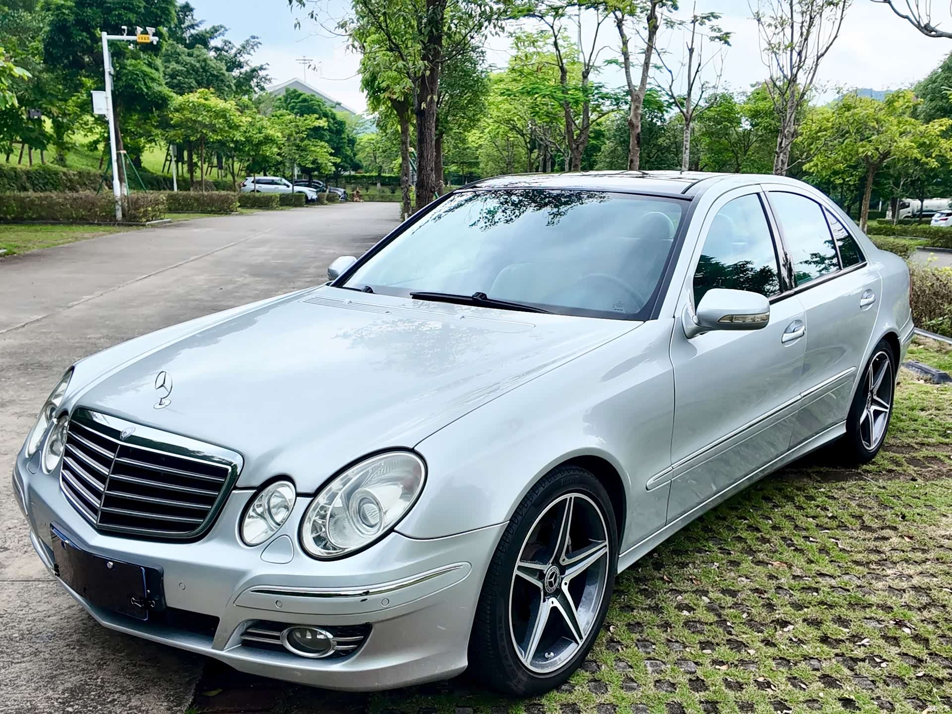 Mercedes-Benz E-Class, 2008 26