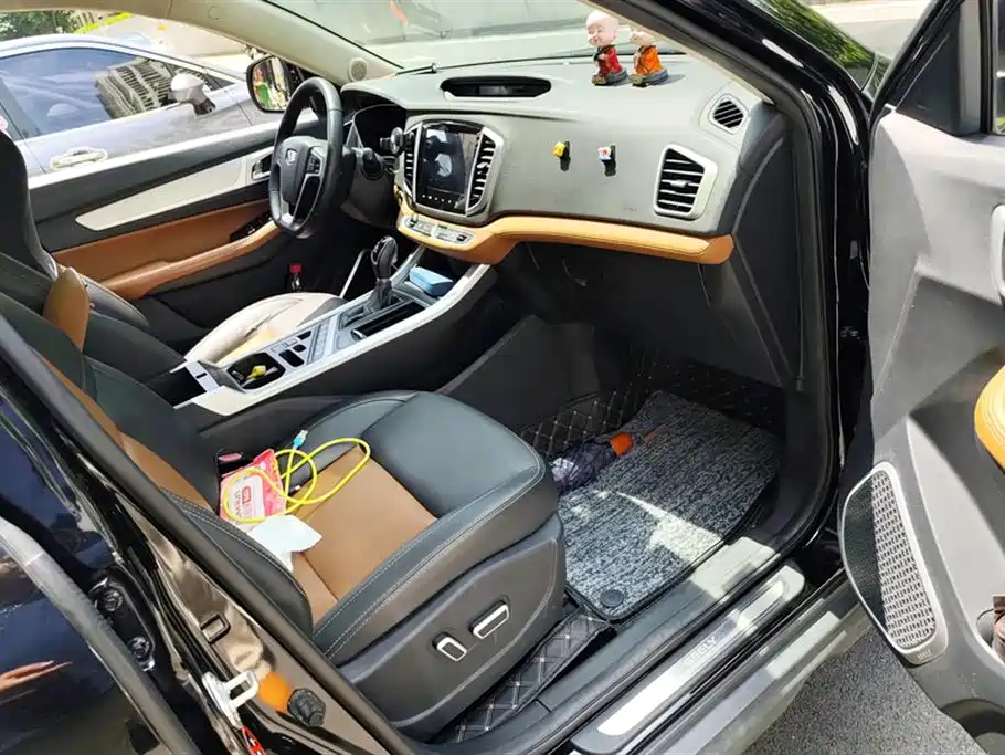 Geely Vision X6