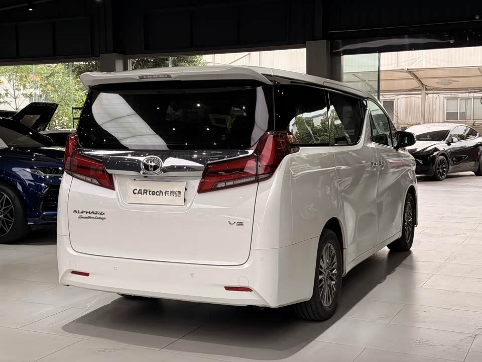 Toyota Elfa Toyota Elfa