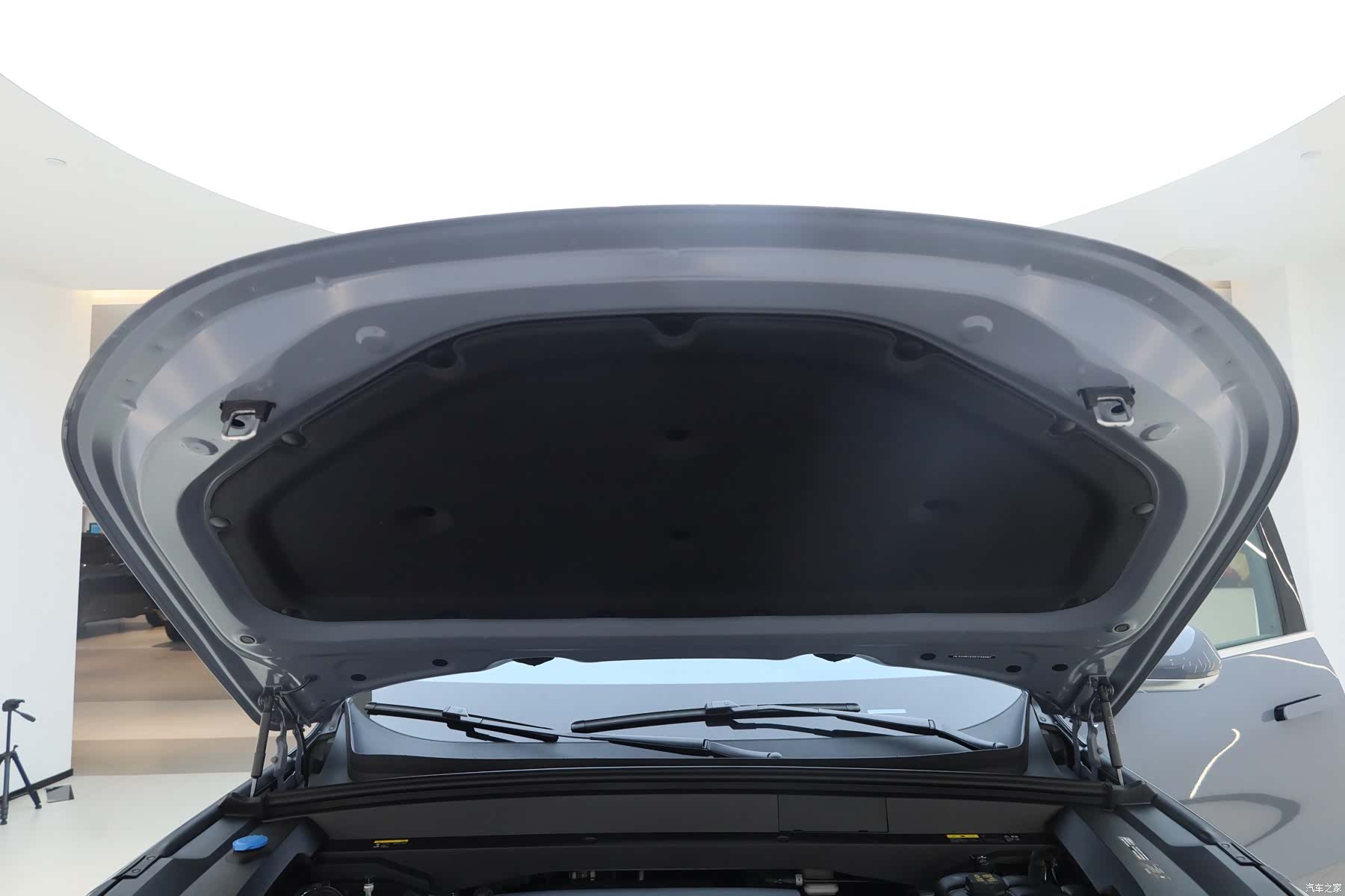 Li Auto L8, 2025 35