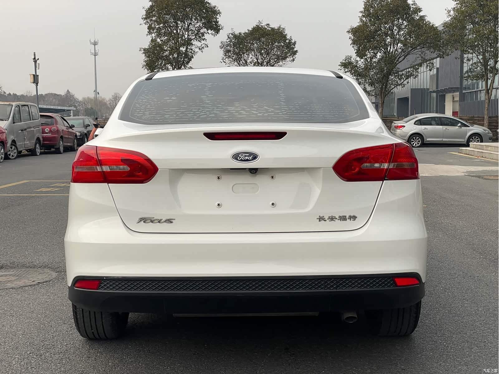 Ford Focus, 2017 12